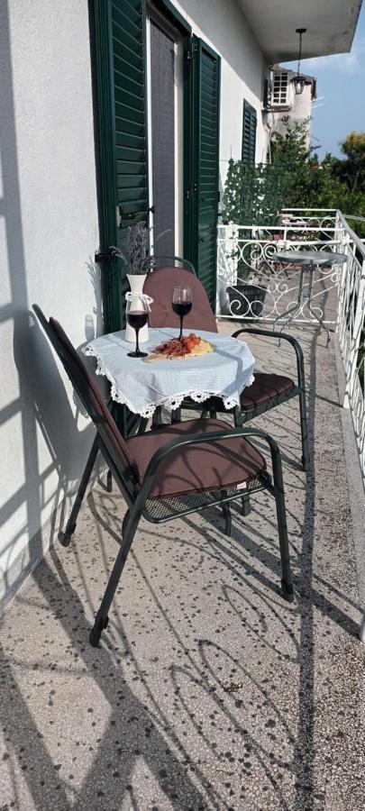 Anna Apartamento Biograd Na Moru Exterior foto